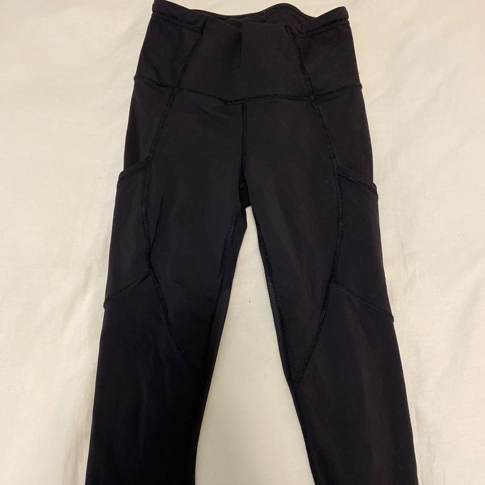 Lululemon cropped leggings size 4